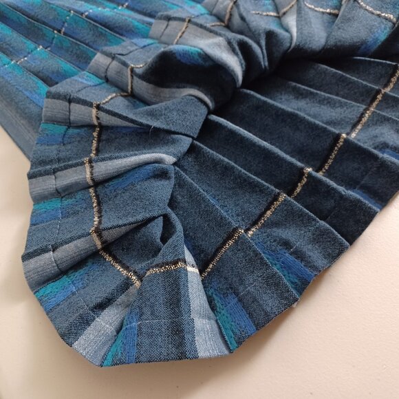 Sportrite Vintage Reversible Wool Pleated Midi Skirt - Picture 6 of 12